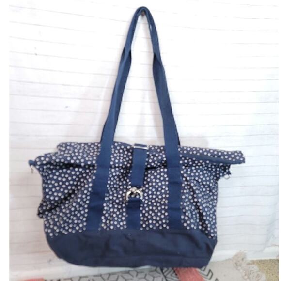 THIRTY-ONE BAGS FOLD OVER WEEKENDER BAG in NAVY DANCING DOTS "I ♡ WEEKENDS" - Picture 6 of 16